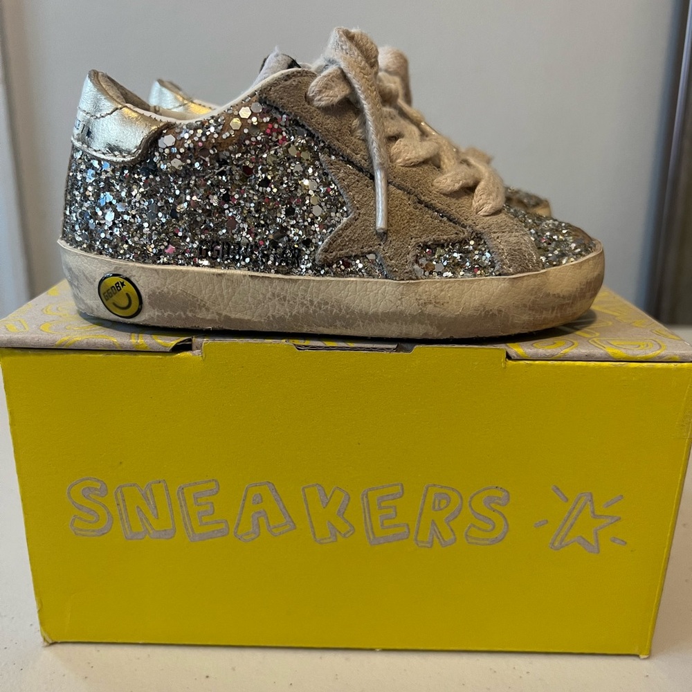Golden Goose size 22 Glitter Superstar Classic sneakers